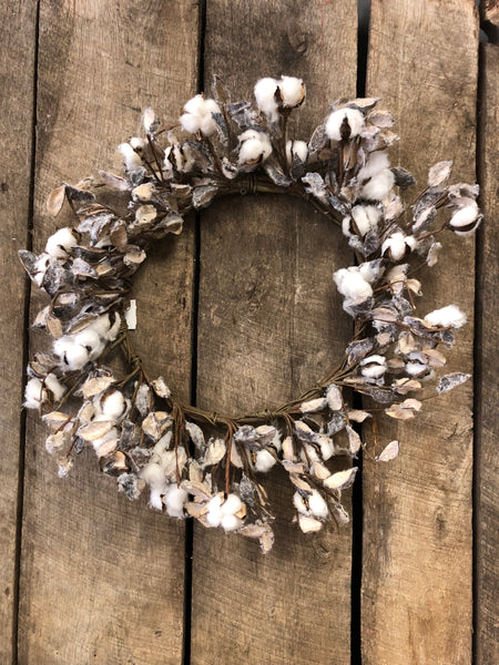 Julia Cotton Hull Wreath