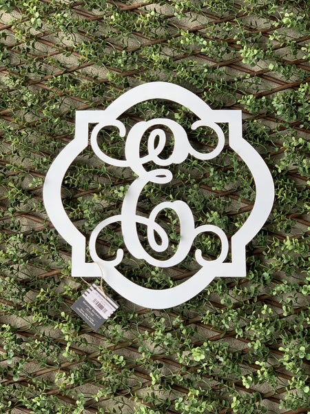 18" Smooth Diamond Monogram