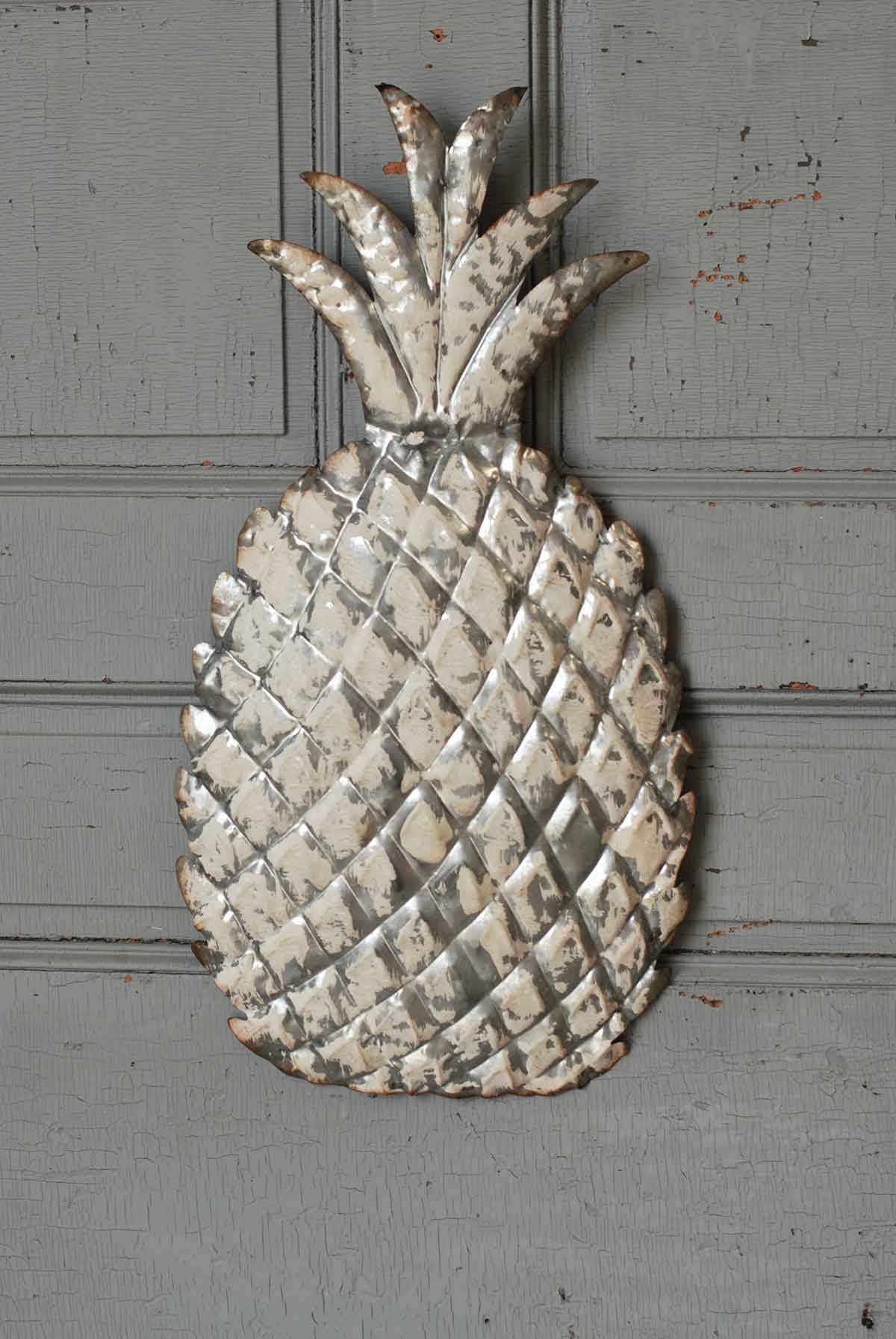 Whitewash Metal Pineapple