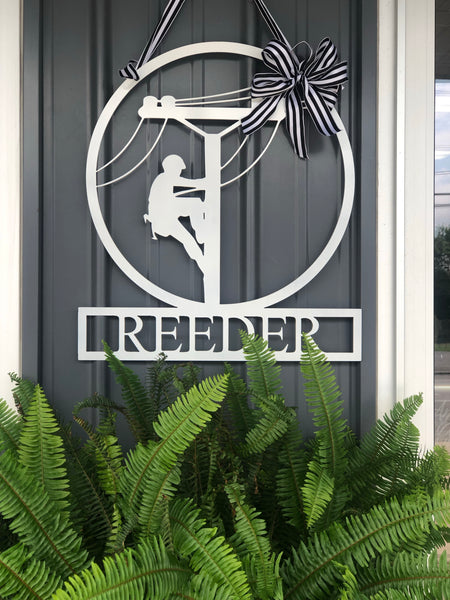 Lineman Door Hanger 24”
